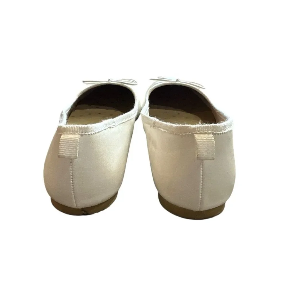 Cat & Jack Girls Sz 3 White Leather Ballet Round Toe Flats with Decorative Bow